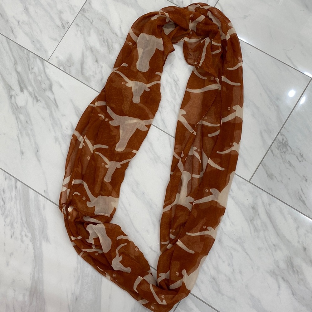 Longhorn Infinity Scarf